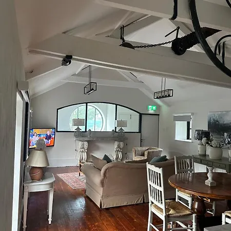 Apartment Darcy Magee No2 *