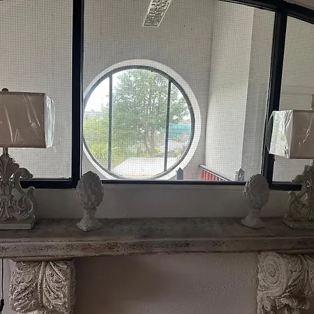 Darcy Magee No2 * Carlingford